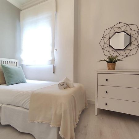 Covadonga Suite Home เซบีญา ภายนอก รูปภาพ