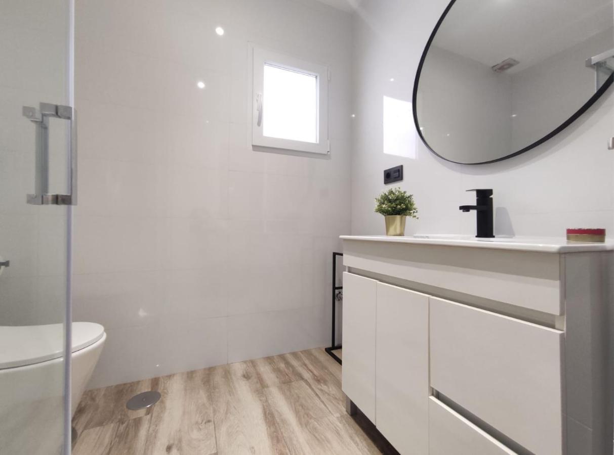 Covadonga Suite Home เซบีญา ภายนอก รูปภาพ