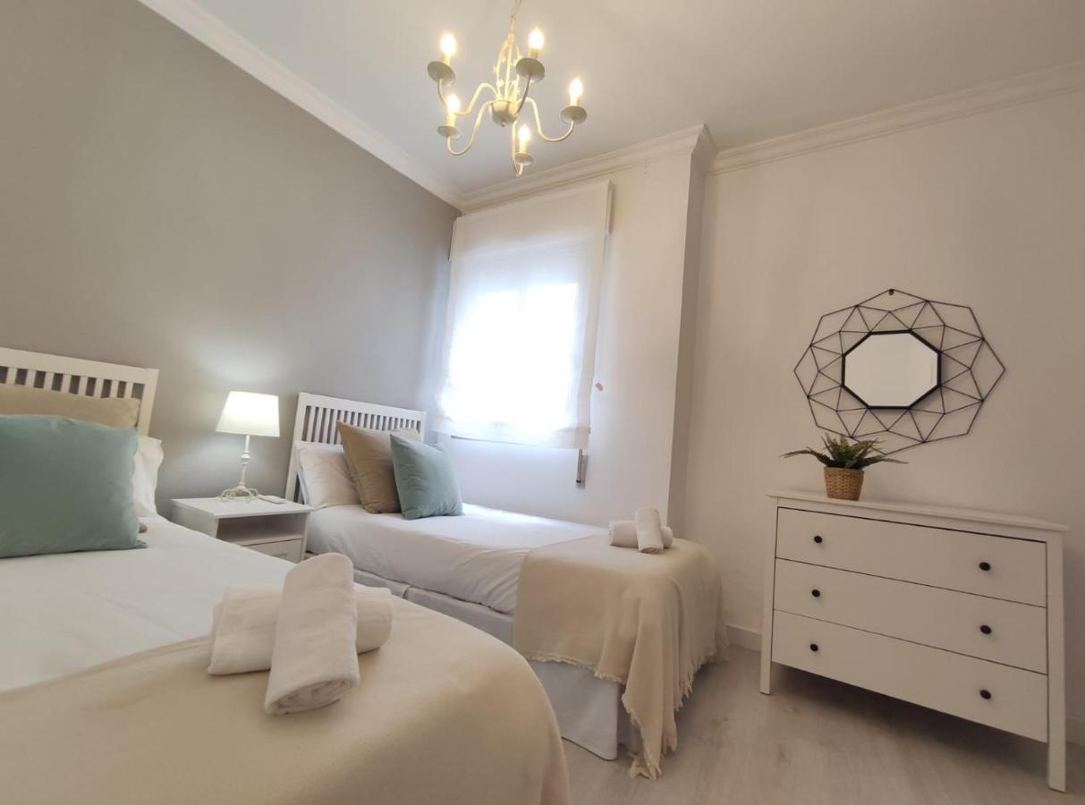 Covadonga Suite Home เซบีญา ภายนอก รูปภาพ
